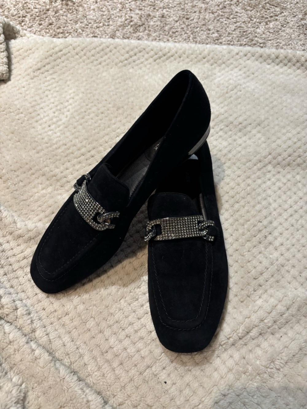 Donald Pliner Halen Suede Loafers in black - NWOT, classic, business - Picture 4 of 5